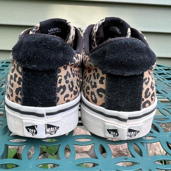 Vans Cheetah Print High Top Sneakers - Picture 4 of 7
